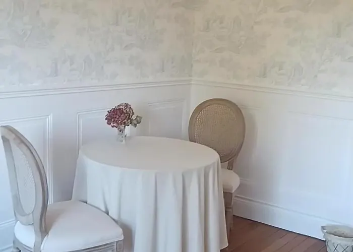 Manoir De Couette-café